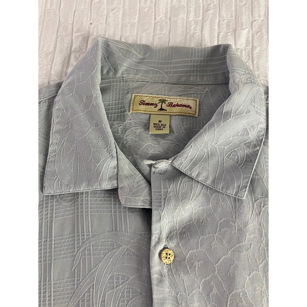 Tommy Bahama Mens M Silk Light Blue Jacquard Pineapple Camp Shirt T31189